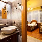 Aparthotel The First Ottoman 4*